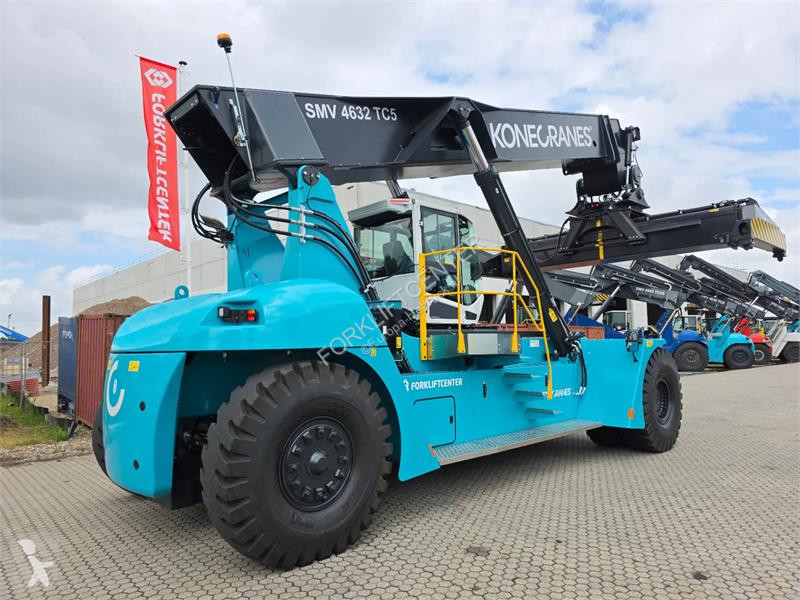 Teleskopický manipulátor Konecranes SMV 4632 TC5