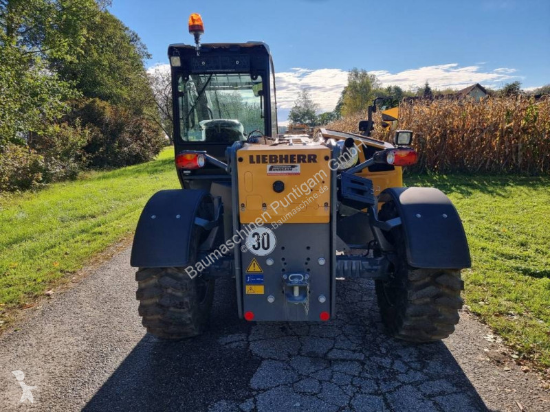 رافعة شوكية تلسكوبية Liebherr T 32-7