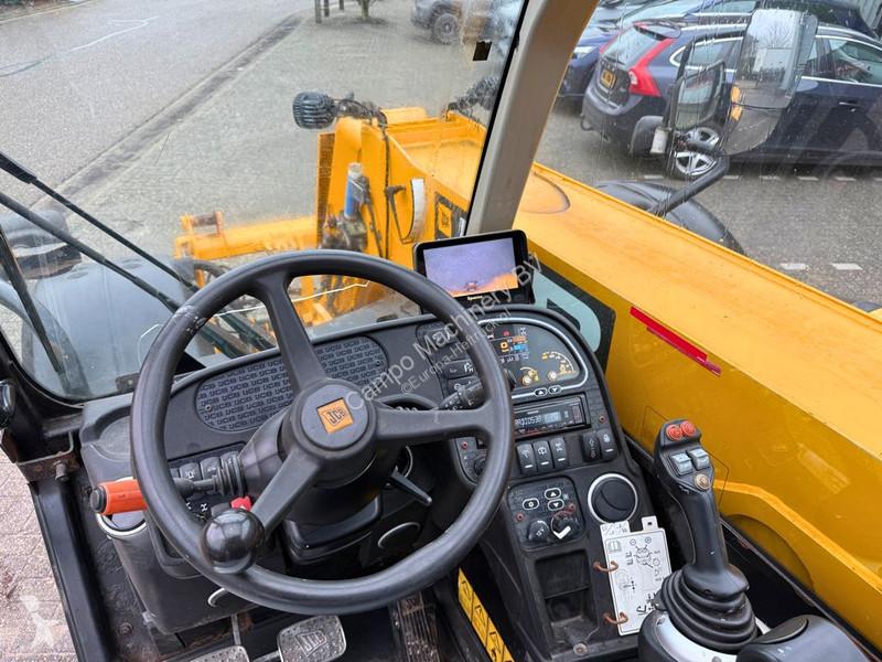 JCB Agri Super telescopic handler