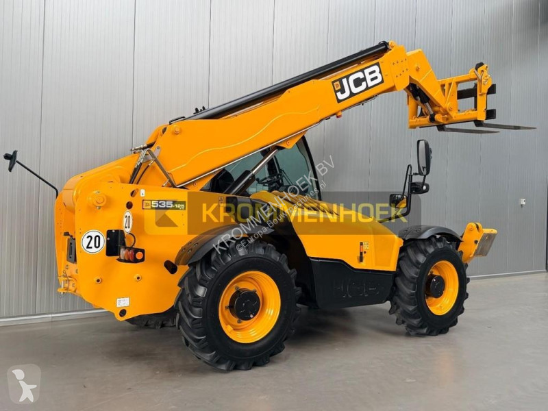 رافعة شوكية تلسكوبية JCB HiViz