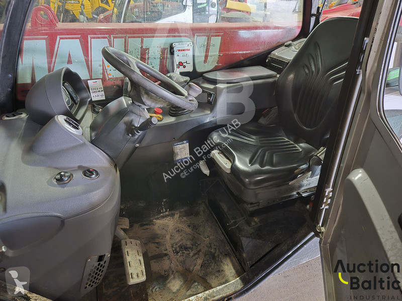 Телескопічний навантажувач Manitou Comfort - ST3B