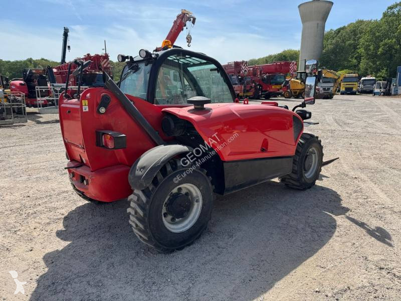 Телескопический погрузчик Manitou Confort