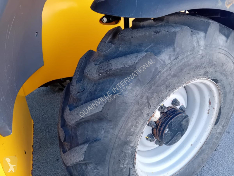 رافعة شوكية تلسكوبية Manitou