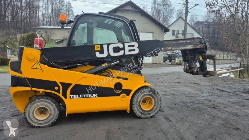 Телескопичен товарач JCB TLT35 D2WD