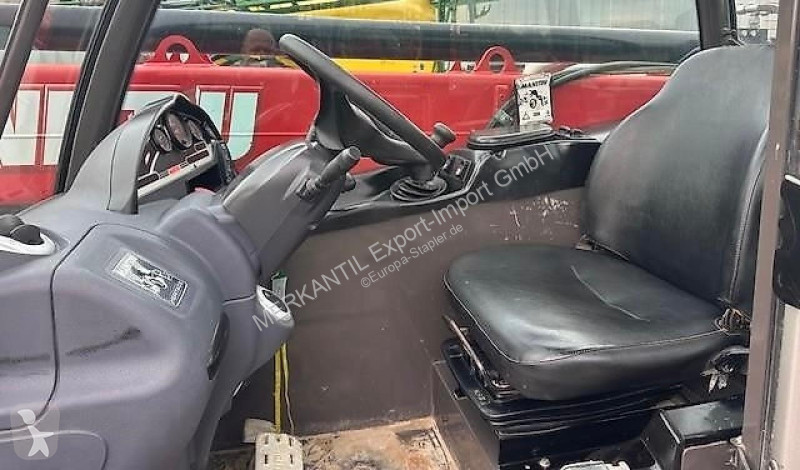 رافعة شوكية تلسكوبية Manitou Easy