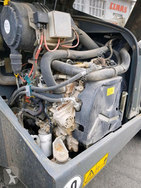 Телескопический погрузчик Claas 7044 Vario Power