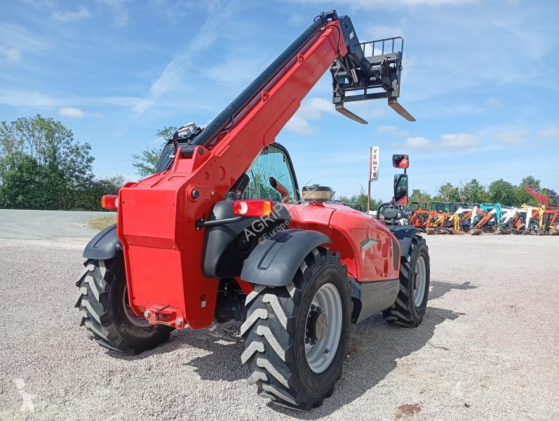 Teleskopický manipulátor Manitou  MT933
