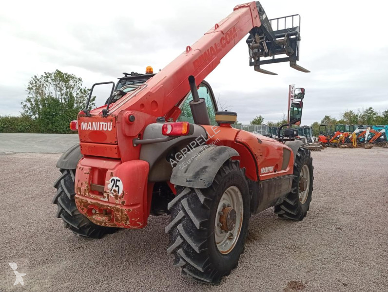 رافعة شوكية تلسكوبية Manitou