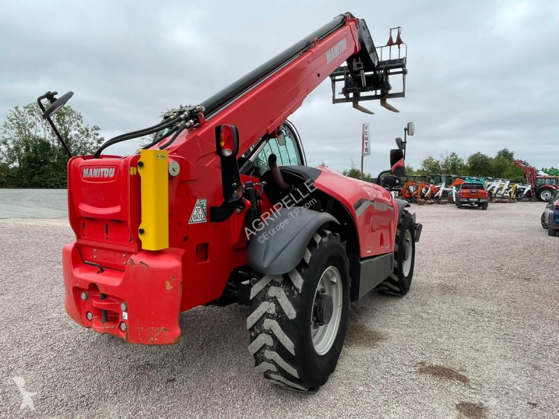 Teleskopický manipulátor Manitou  MT1335