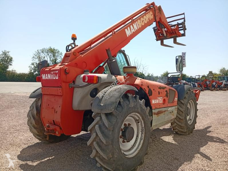 Teleskopický manipulátor Manitou  MT1030