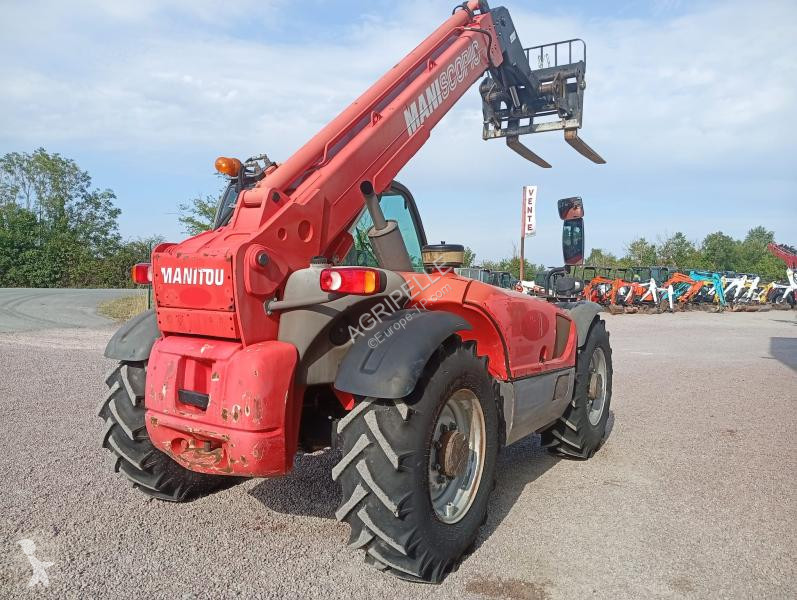 رافعة شوكية تلسكوبية Manitou
