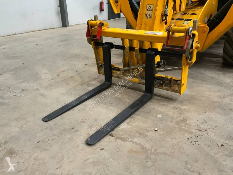 Teleskopisk truck JCB