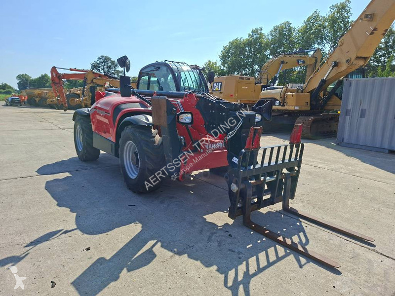 رافعة شوكية تلسكوبية Manitou
