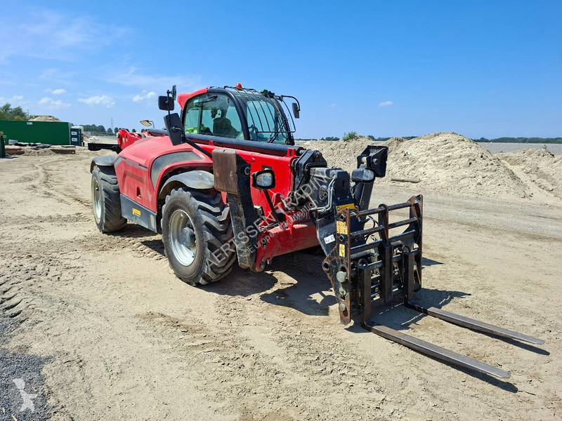 رافعة شوكية تلسكوبية Manitou e