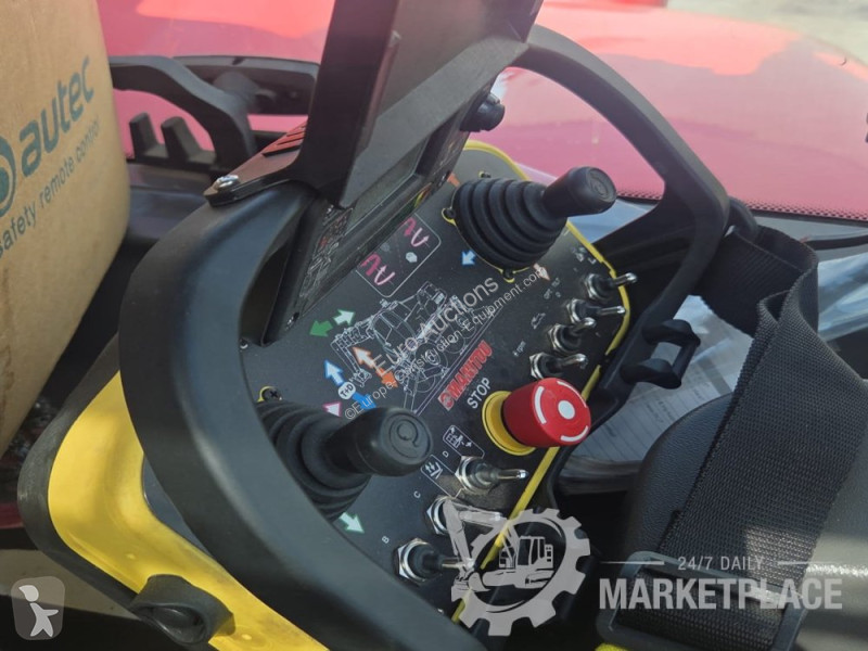 Телескопічний навантажувач Manitou MRT 2150 +
