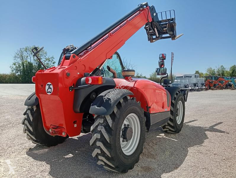 Teleskopický manipulátor Manitou  MT1033