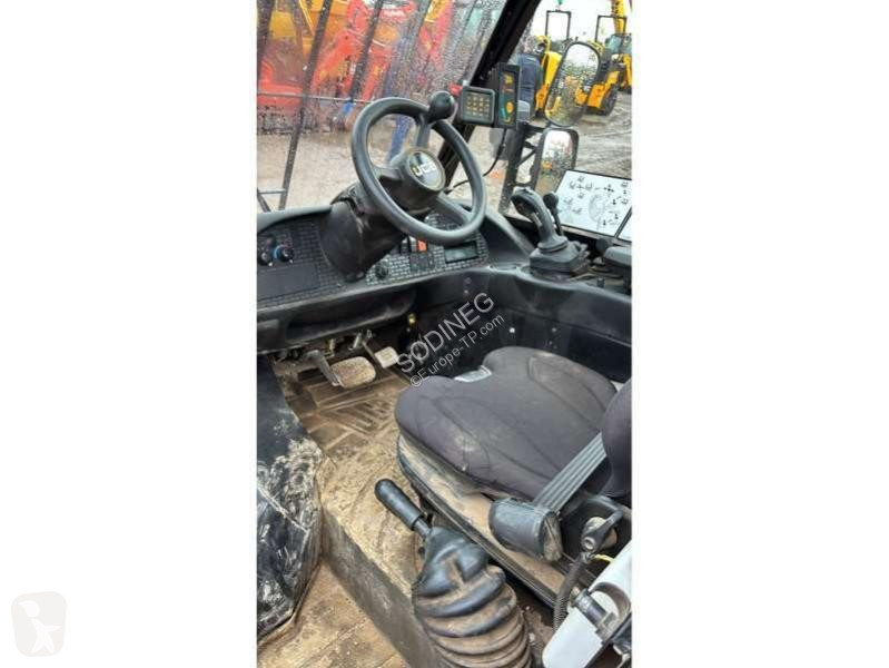 Teleskopický manipulátor JCB 52040 4WS