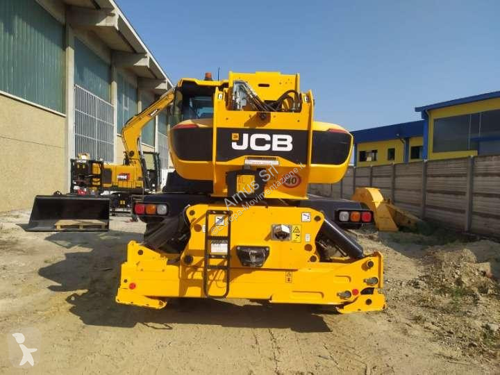 رافعة شوكية تلسكوبية JCB