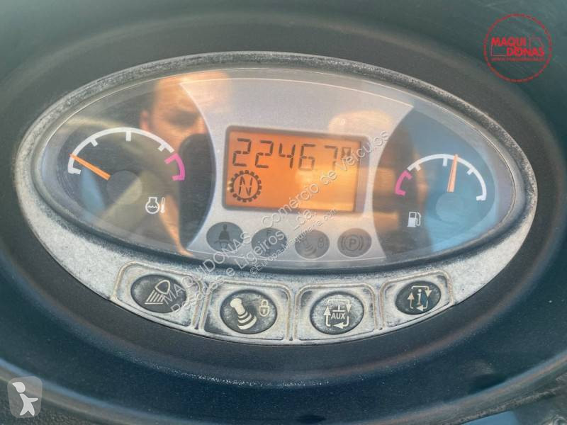 رافعة شوكية تلسكوبية Bobcat T36120SL