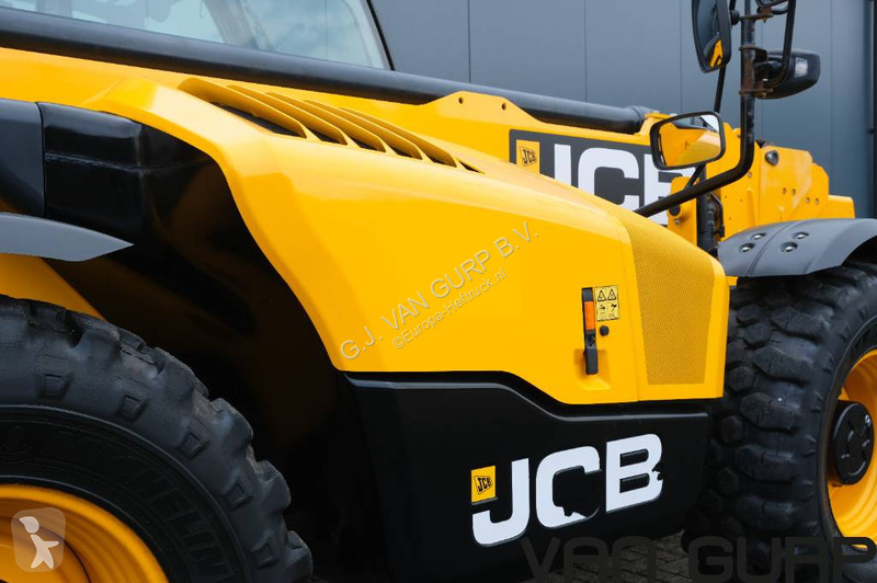 رافعة شوكية تلسكوبية JCB HiViz | 2022 | 1113h |...