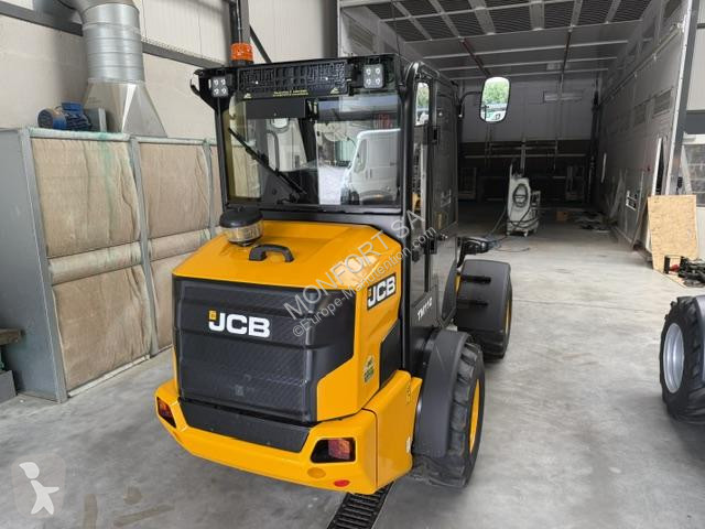 Carretilla telescópica JCB  TM 110