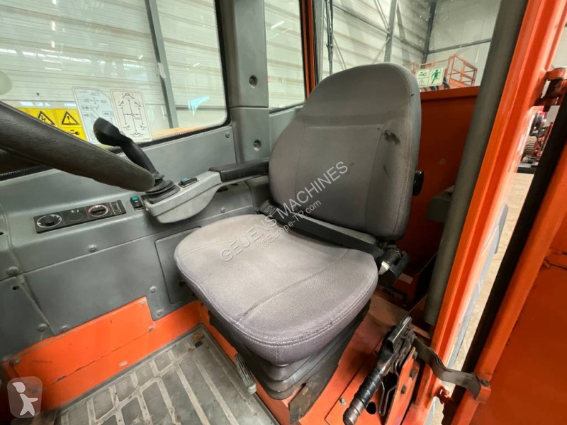 Chariot télescopique JLG