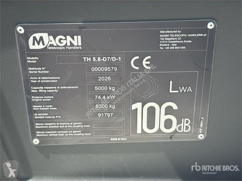 Carretilla telescópica Magni TH5.8P