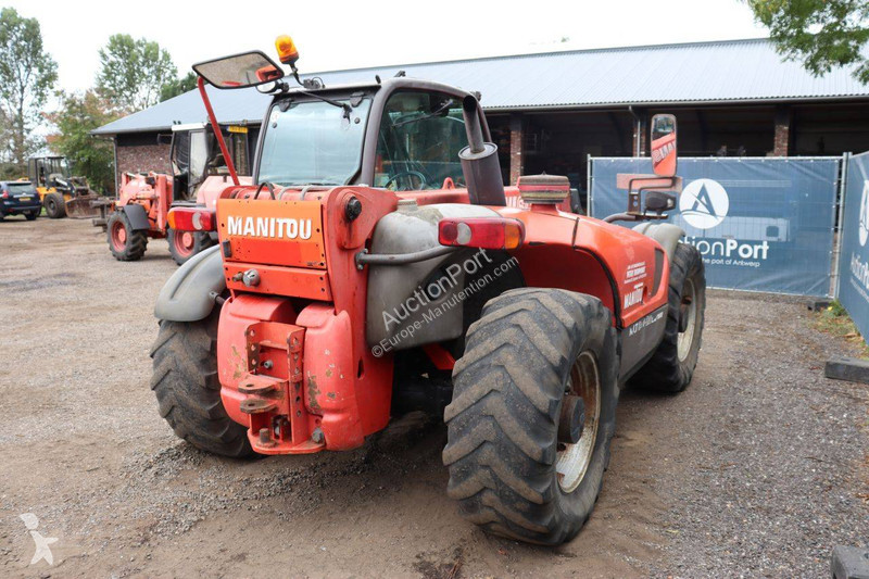 伸缩臂叉车 Manitou
