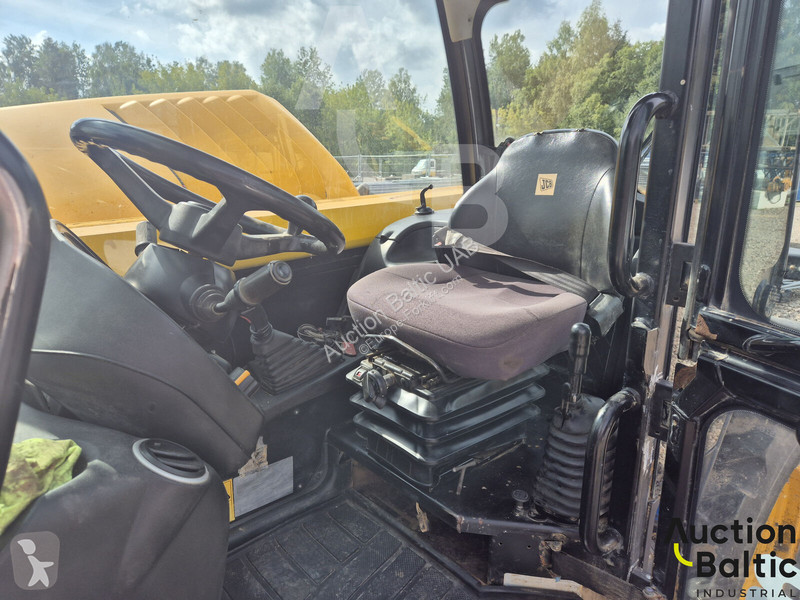 Teleszkópos targonca JCB
