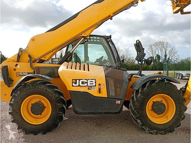 Chariot télescopique JCB