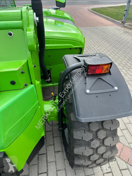 Teleskopisk truck Merlo P32.6