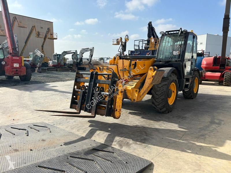 Chariot télescopique JCB