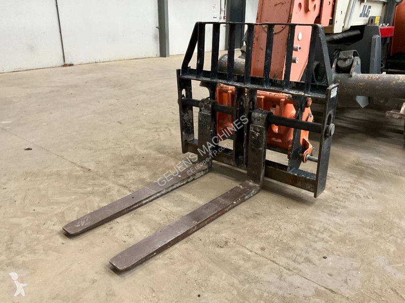 Chariot télescopique JLG 3513