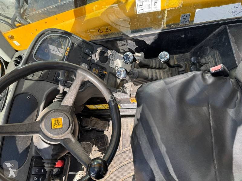 Chariot télescopique JCB
