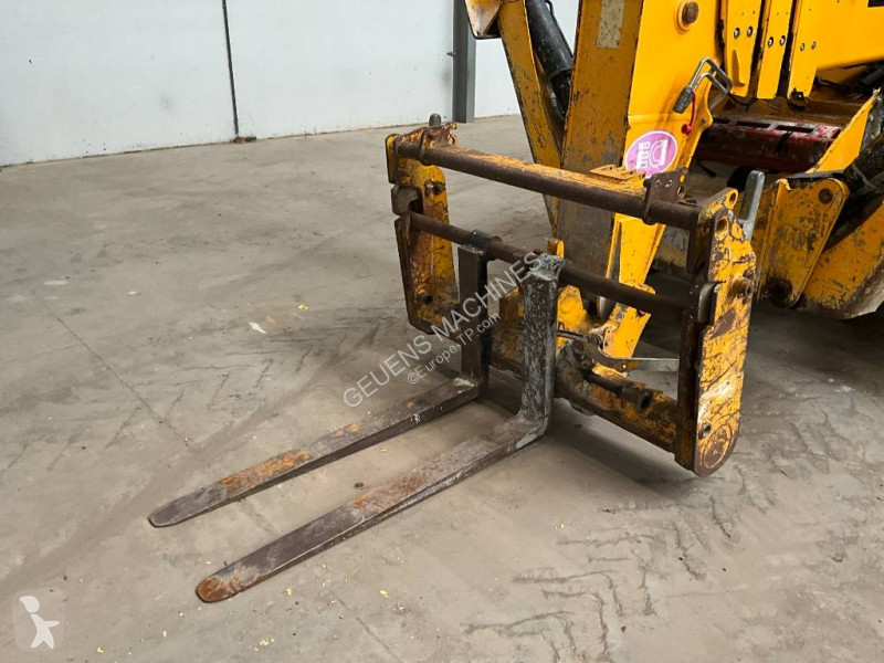 Chariot télescopique JCB