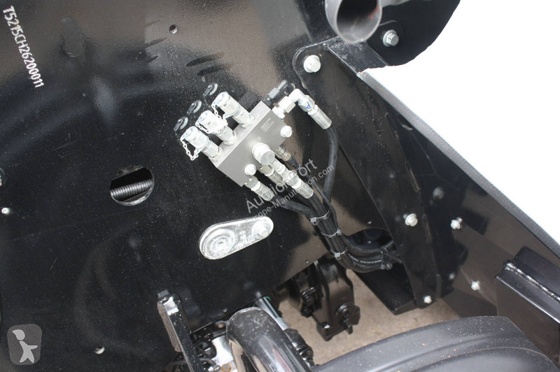 Teleskopický vozík Terex T5215
