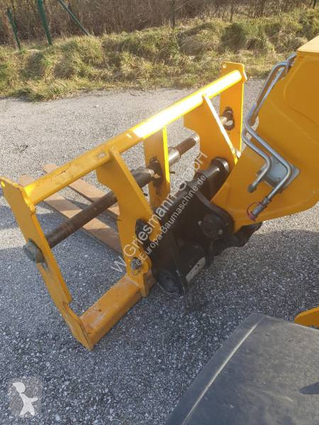 Încărcător telescopic JCB 525-60