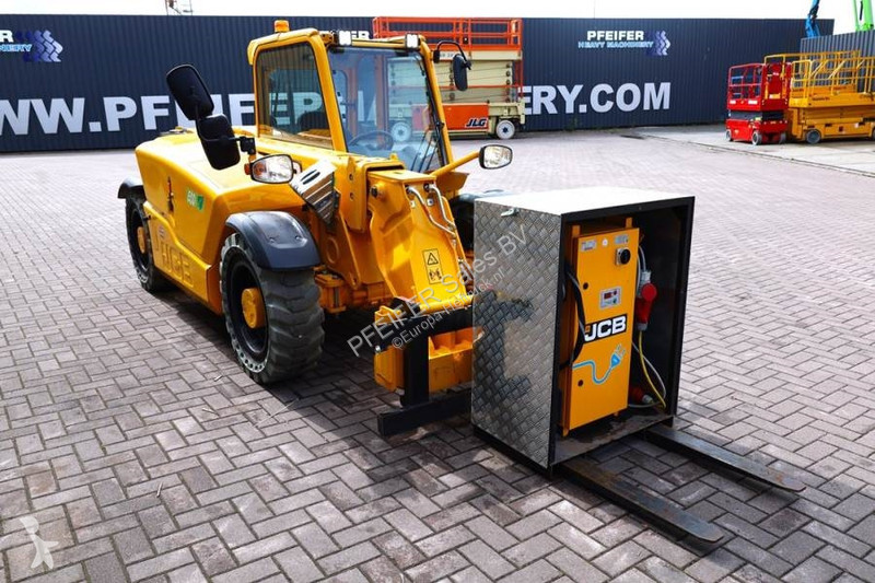 Încărcător telescopic JCB 525-60E Guarantee!...