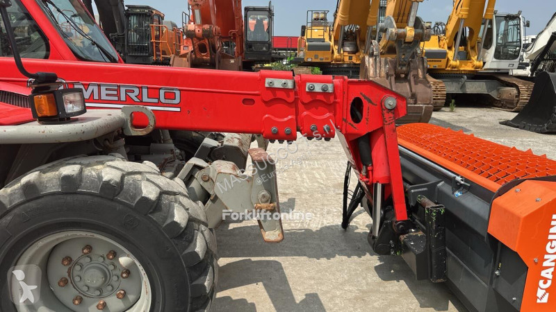 Chariot télescopique Merlo P38.13 LOX