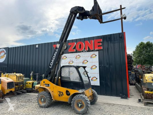 Teleskopisk truck JCB 520-40 à 23500 € ht