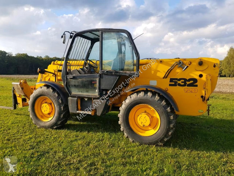 Încărcător telescopic JCB