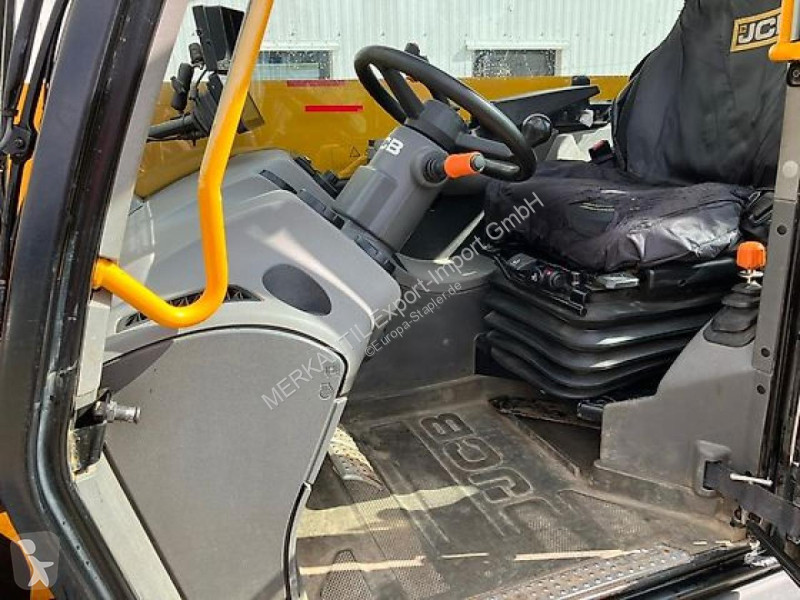 Încărcător telescopic JCB  542-70 AGS