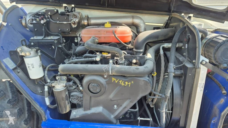 رافعة شوكية تلسكوبية Manitou MT 1335