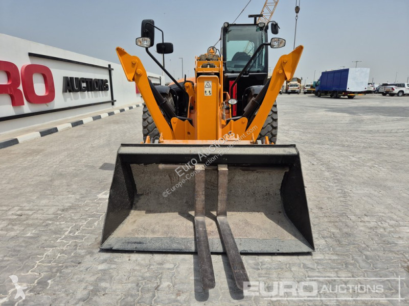 Încărcător telescopic JCB 540-200