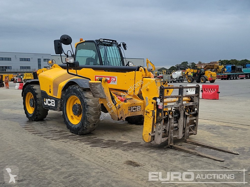 رافعة شوكية تلسكوبية JCB 540-140 Hi Viz