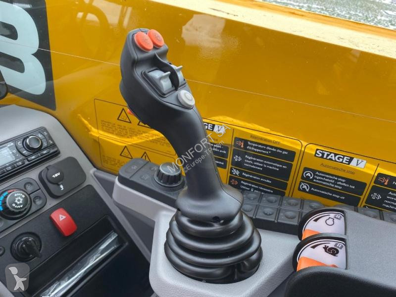Teleskoplastare JCB  542/70 Agri Xtra DTVT 150 HP