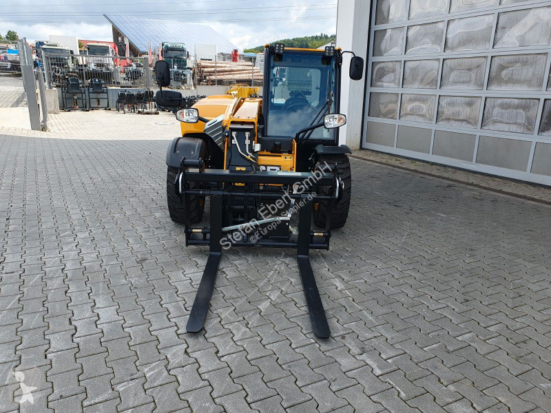 Teleskoplastare JCB 525-60 / Neufahrzeug...