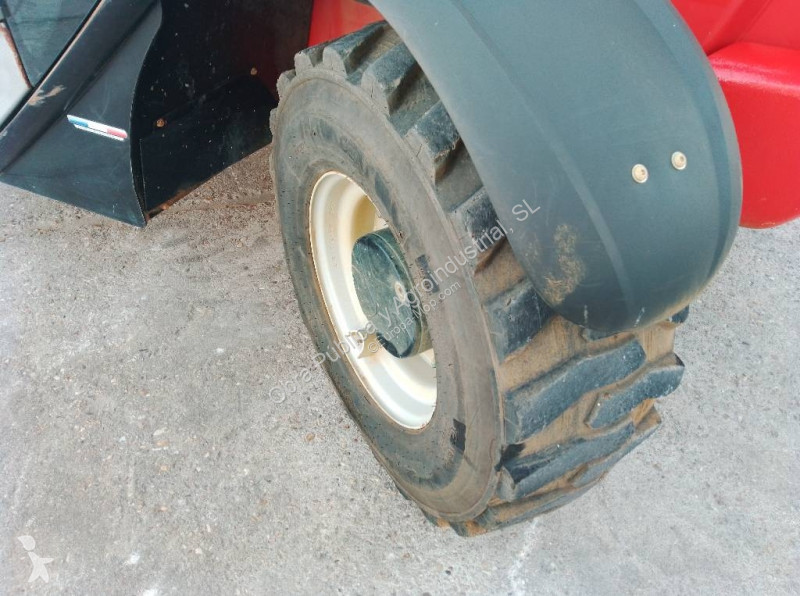رافعة شوكية تلسكوبية Manitou