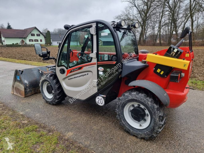 رافعة شوكية تلسكوبية Manitou