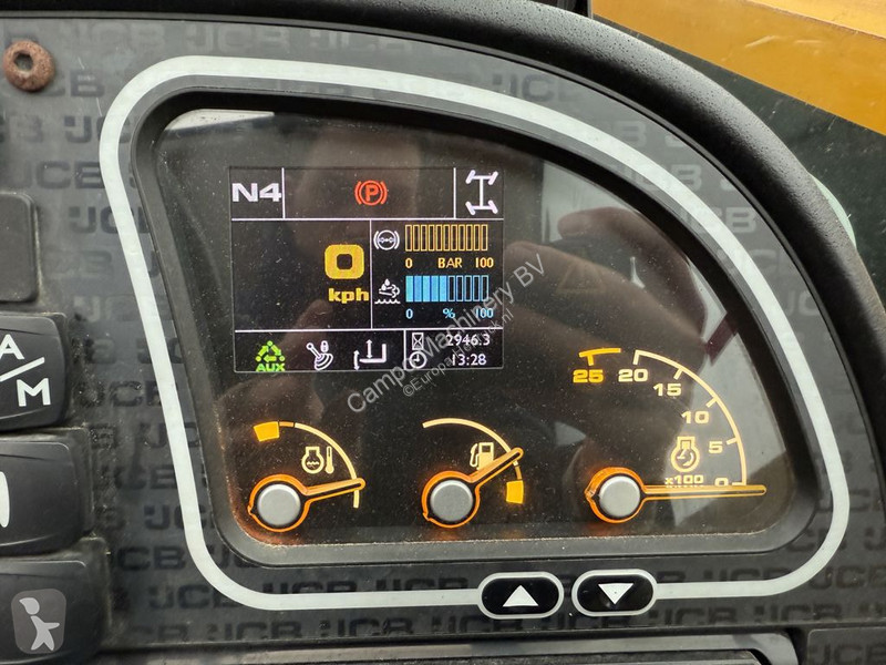 JCB Agri Super telescopic handler